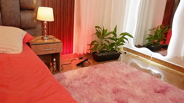 Chloe_Harriss' Live XXX Chat