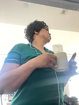 MSweetLindaParks Show in webcam