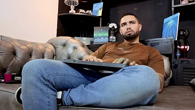 matteosantos: απευθείας συνομιλία ΧΧΧ