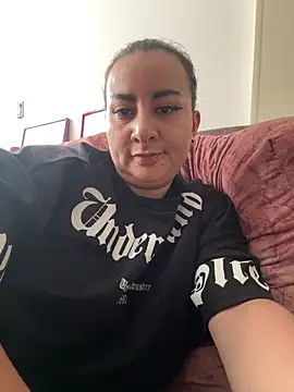 Abril_Luv Adlı Modelin Web Kamerası Şovu