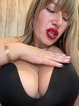 Kittenforyou's Webcam Show