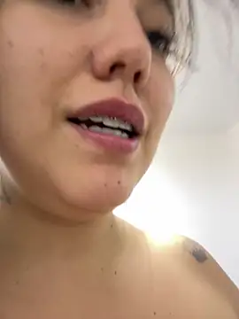 kandalove's Live XXX Chat