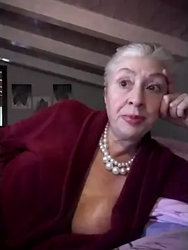 divinaerotica's Live XXX Chat