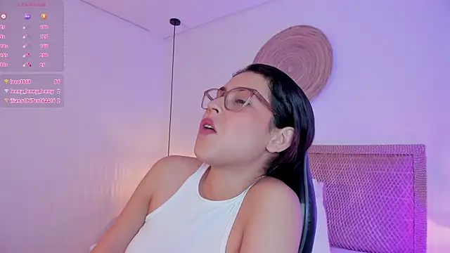 desireee_'s Live XXX Chat