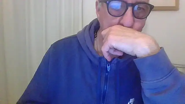 ANONIMO7735: απευθείας συνομιλία ΧΧΧ