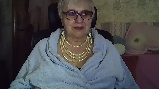 SweetCherry27's Live XXX Chat