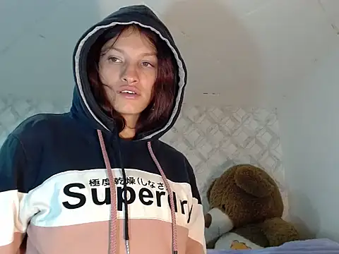 Emma-Wilson – Live XXX-chat