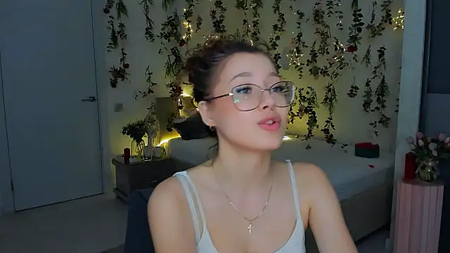 SereneFlame's Live XXX Chat