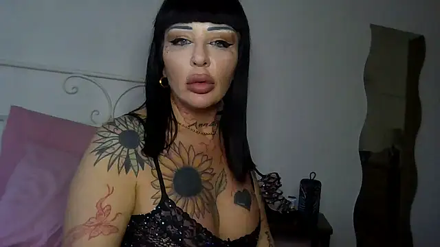 ASSERINAAA Chat XXX live