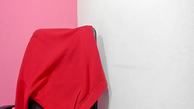 ariloe_quintero Adlı Modelin Canlı XXX Sohbeti