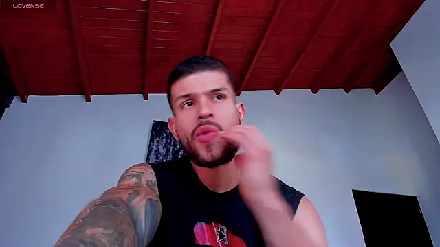 Chat +18 de Santos_ramirez1 ao vivo