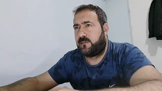 Онлайн чат XXX mio_jaks