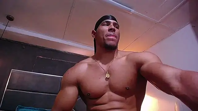 teddyfit19cm Adlı Modelin Web Kamerası Şovu