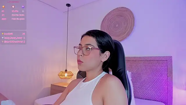 Chat +18 de desireee_ ao vivo