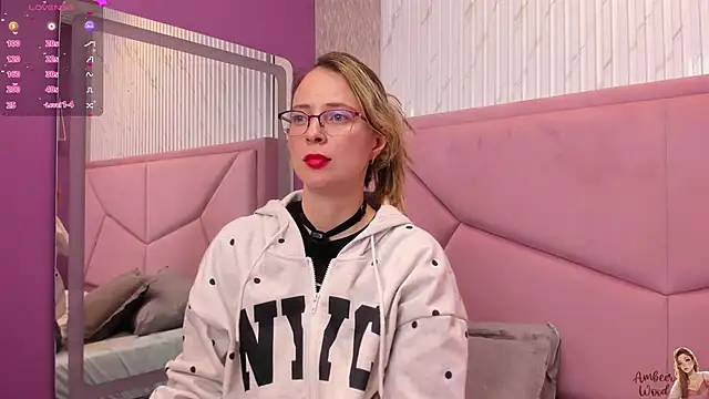 AmbeerWood_ live XXX chat