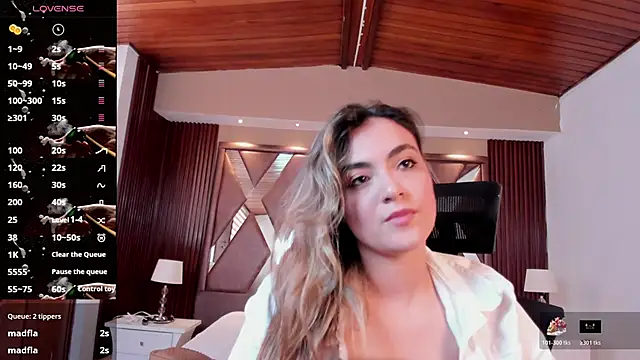 IsabellaaJoness élő XXX-chatje