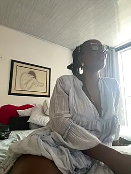 Bustykeyla Show in webcam