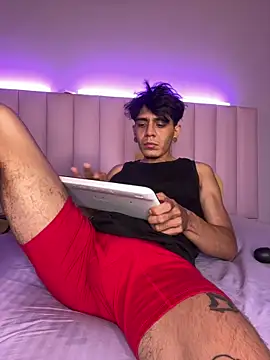 abrilandjulian লাইভ XXX চ্যাট