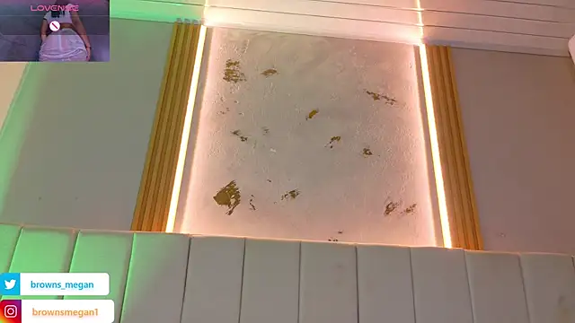 Megan_browns1のライブXXXチャット