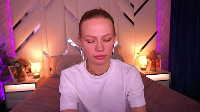 ShyySiren Adlı Modelin Canlı XXX Sohbeti