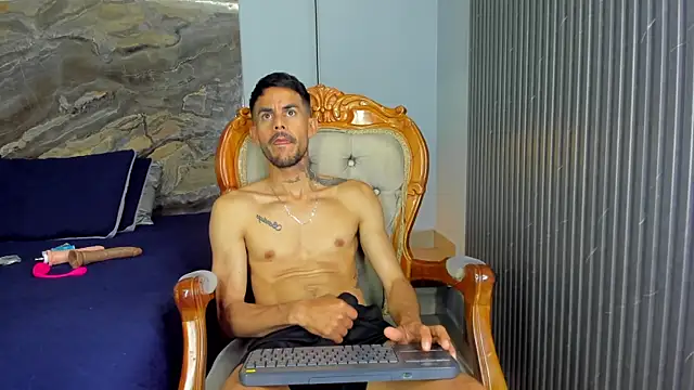 Leo_Vesper Adlı Modelin Canlı XXX Sohbeti