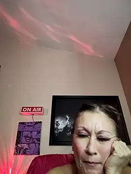 TheDimeのライブXXXチャット