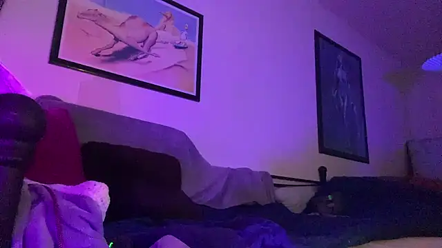 Guyst049 Chat XXX in diretta