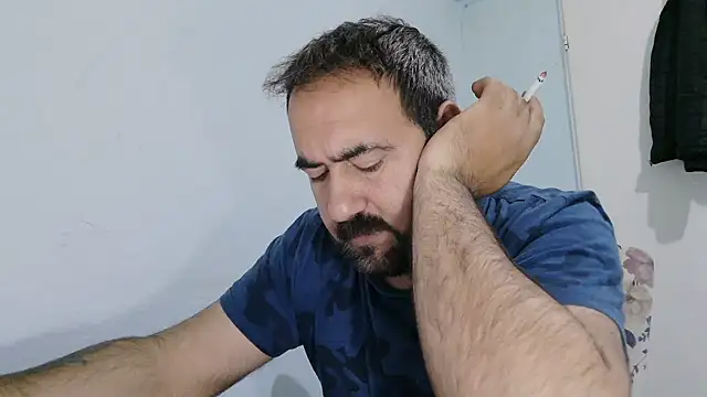 mio_jaks' Live XXX Chat