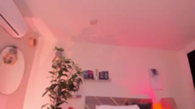 YariRose Chat XXX live