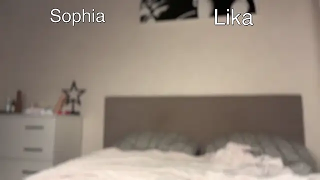 PinkNoir webcam show