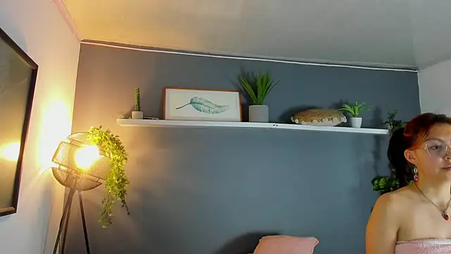 Chatroom XXX en direct de Kira_Exe_