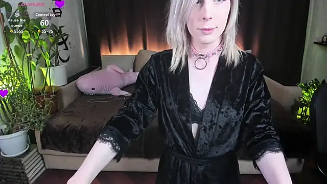 KayaNoir Chat XXX live