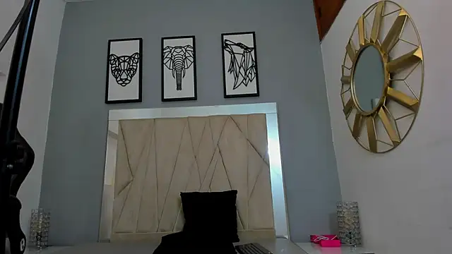 Chatroom XXX en direct de adams_bobby