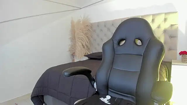 CarolineFyre Chat XXX in diretta