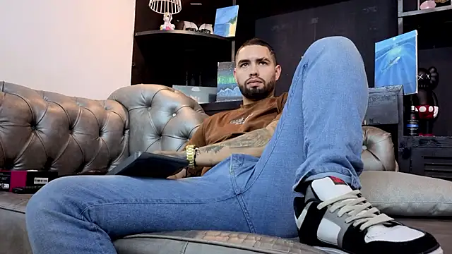 matteosantos: απευθείας συνομιλία ΧΧΧ