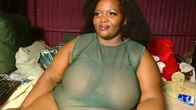 XXX chat uživo modela Bustyboobs02xx