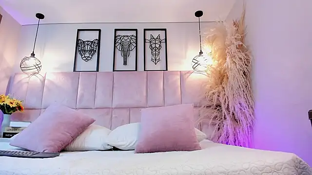 XXX chat uživo modela Irina__Collins