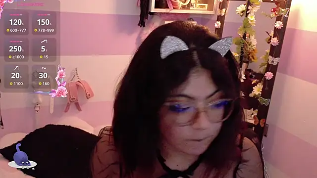 Catwhite_ Live XXX-Chat