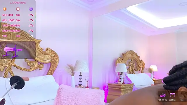 AshleyFerri 即時 XXX 聊天