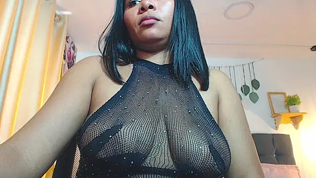 Emma_hassani 即時 XXX 聊天