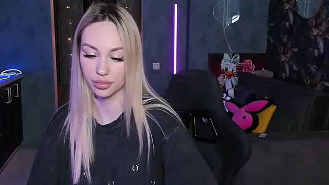 Blckmirrorr live XXX chat