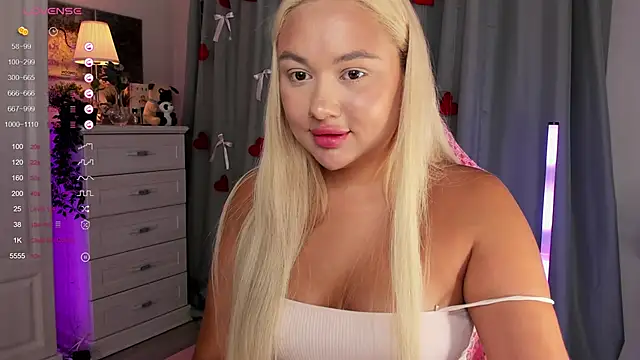 _Loneve__ live XXX chat