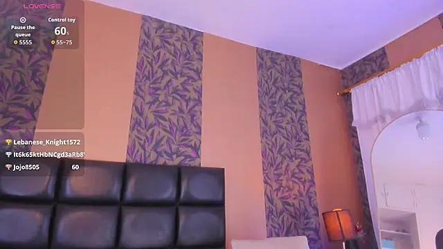 megan_al Chat XXX in diretta