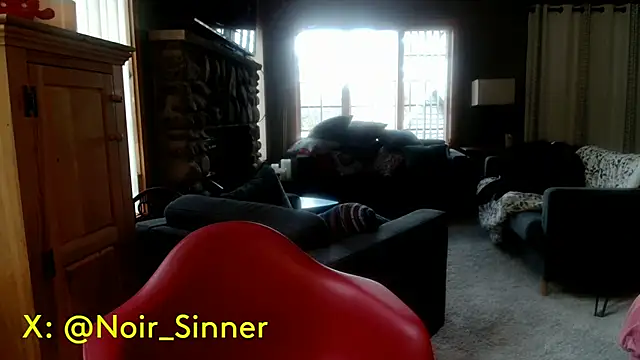 Pokazy przed kamerką – sinnernoir