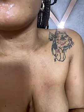 Онлайн чат XXX Hannagarces