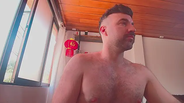 Czat XXX na żywo – ADONIS_ART01