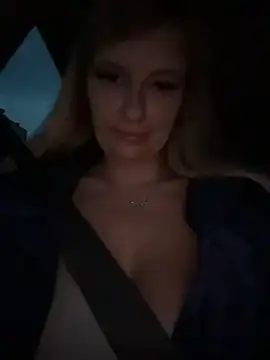 Betsy লাইভ XXX চ্যাট