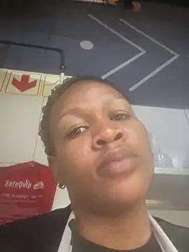 wildthroat Live XXX-Chat