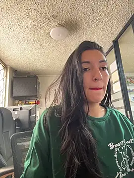 Онлайн чат XXX SALOME_KORLAND