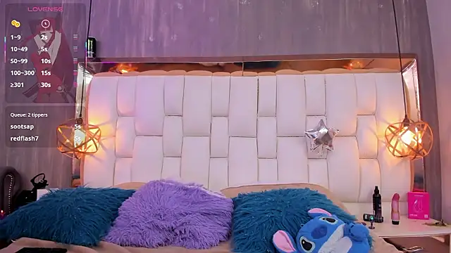 Foxxy_Doll: онлайн-секс-чат